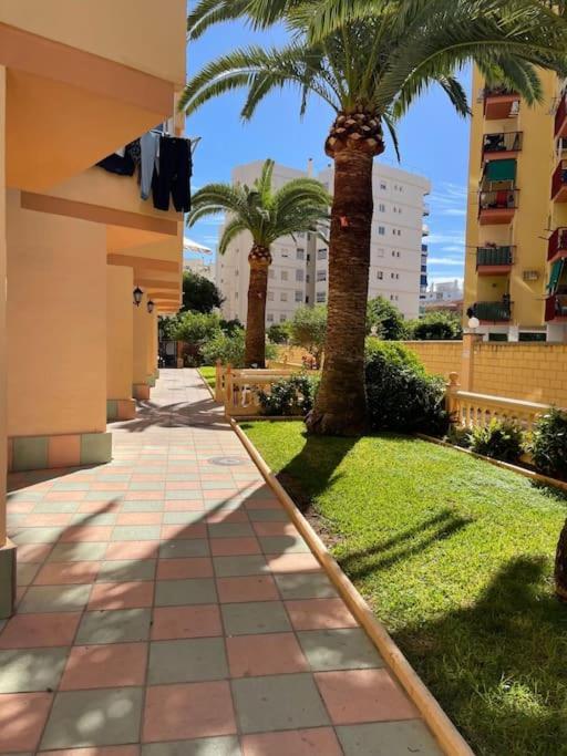Soleado Y Luminoso Apartamento Fuengirola Exterior foto